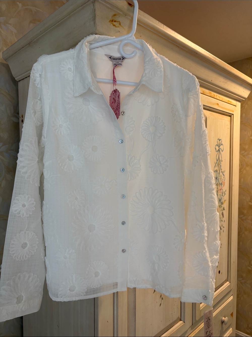 Nanette Lepore White Embroidered Floral Button-Up Blouse